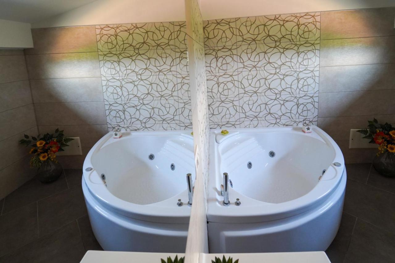 Villa Falcone Alvignano Ngoại thất bức ảnh