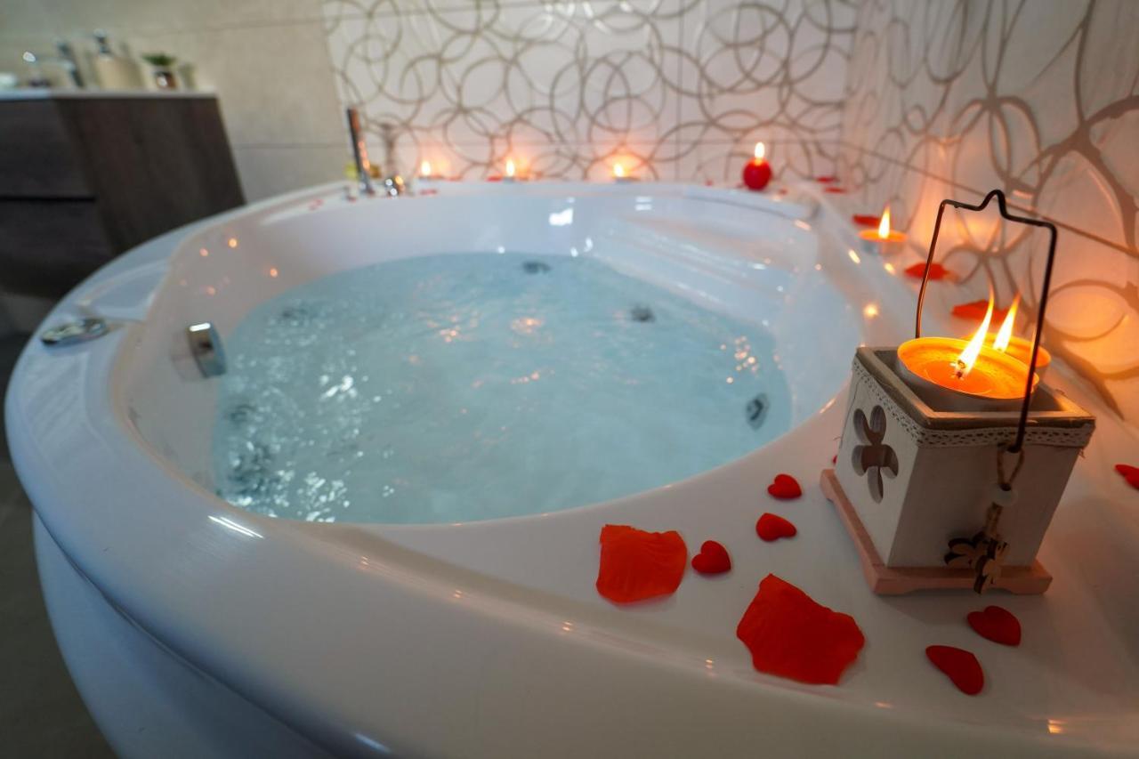 Villa Falcone Alvignano Ngoại thất bức ảnh